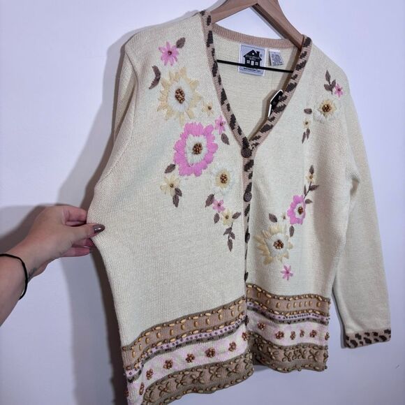 STORYBOOK KNITS Vintage Sweater /Cardigan NEW BEIGE W/Pink Roses BEADING Large - Picture 4 of 16